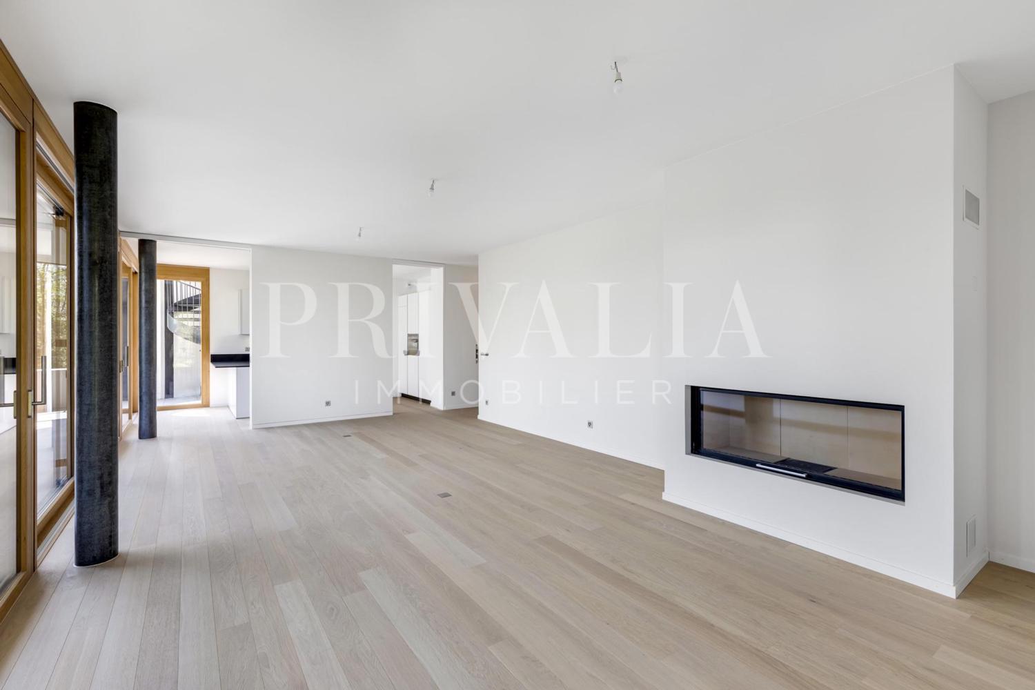 PrivaliaDuplex penthouse in a THPE residence close to the International Organisations